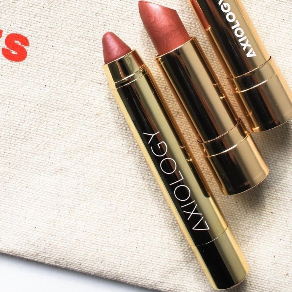 NWT❤️AXIOLOGY- “Naturally Neutral” lip duo w\bag